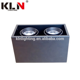 China Grade morna Downlight do diodo emissor de luz do branco, luzes de teto da superfície do diodo emissor de luz para o shopping fornecedor